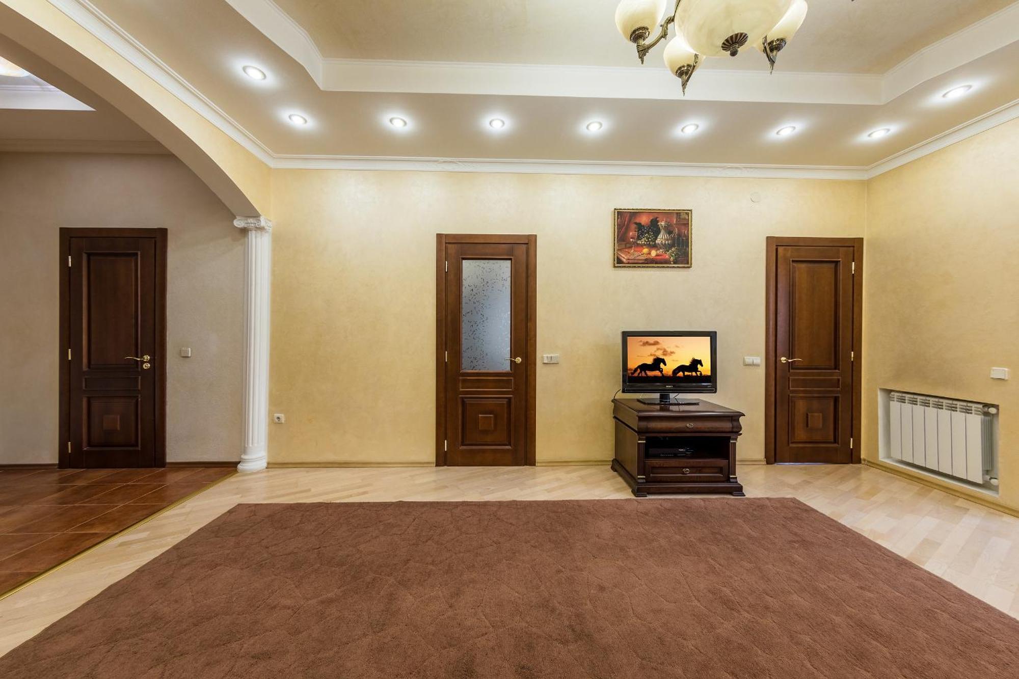 Apartment In The City Center Kiew Zimmer foto