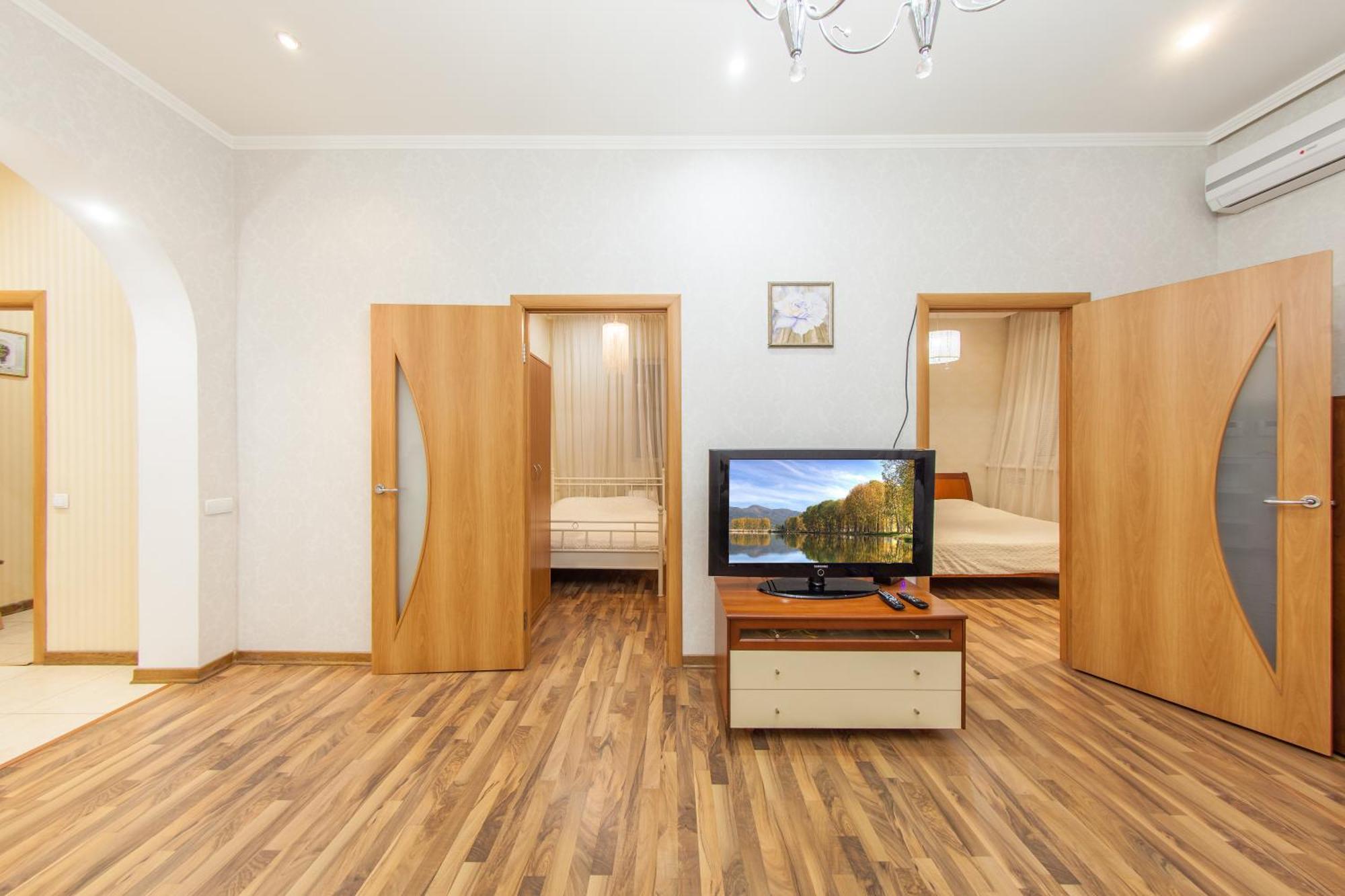 Apartment In The City Center Kiew Exterior foto