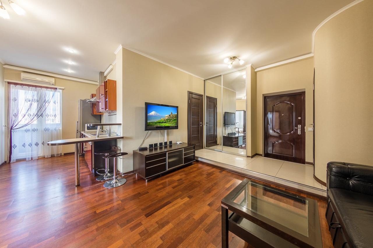 Apartment In The City Center Kiew Zimmer foto
